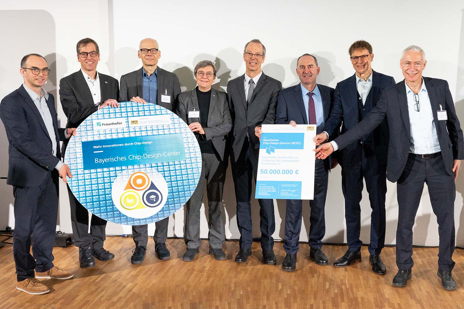 Eröffnung des Bayerischen Chipdesign-Centers BCDC Eröffnung des Bayerischen Chipdesign-Centers BCDC